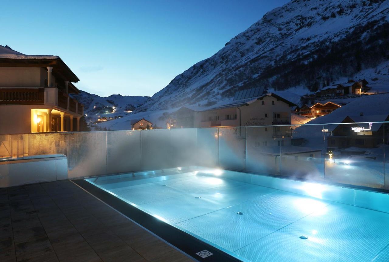 Alpenresidenz Ballunspitze - Kinderhotel Galtür エクステリア 写真